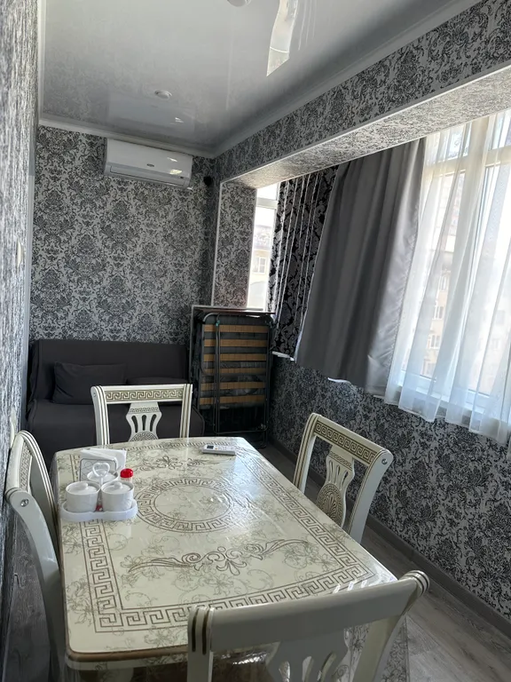 Квартира Двухкомнатная квартира в центре города — Гагра