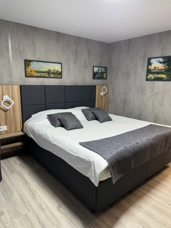 Квартира Стандарт с большой кроватью и дополнительным местом — аренда посуточно в Остров