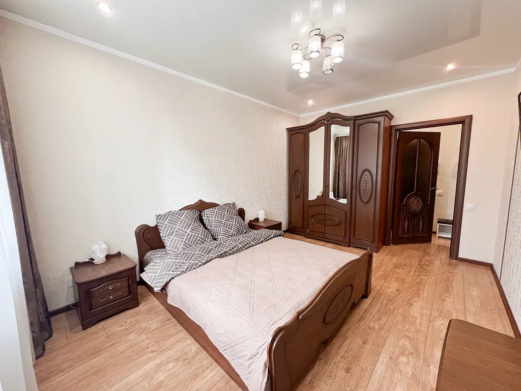 Квартира Прекрасные семейные апартаменты в центре города — аренда посуточно в Минеральные Воды