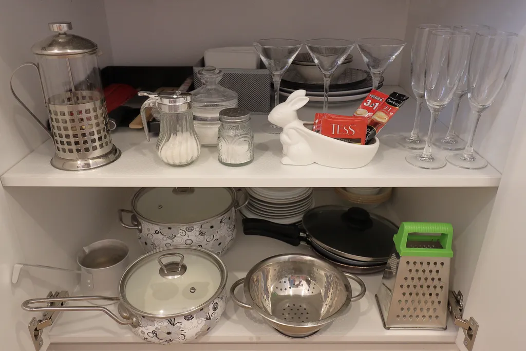 Центр Юго-Запада рядом с Большим Глобусом и Макдональдсом