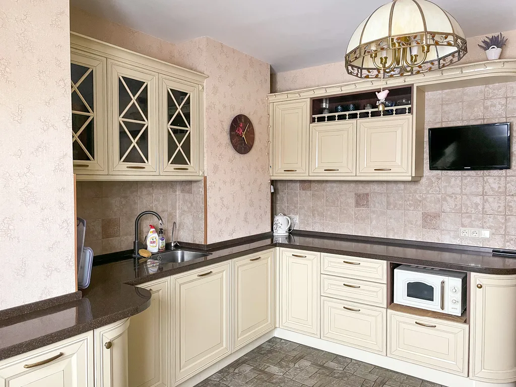 3-комнатная Квартира — аренда посуточно в Великий Новгород