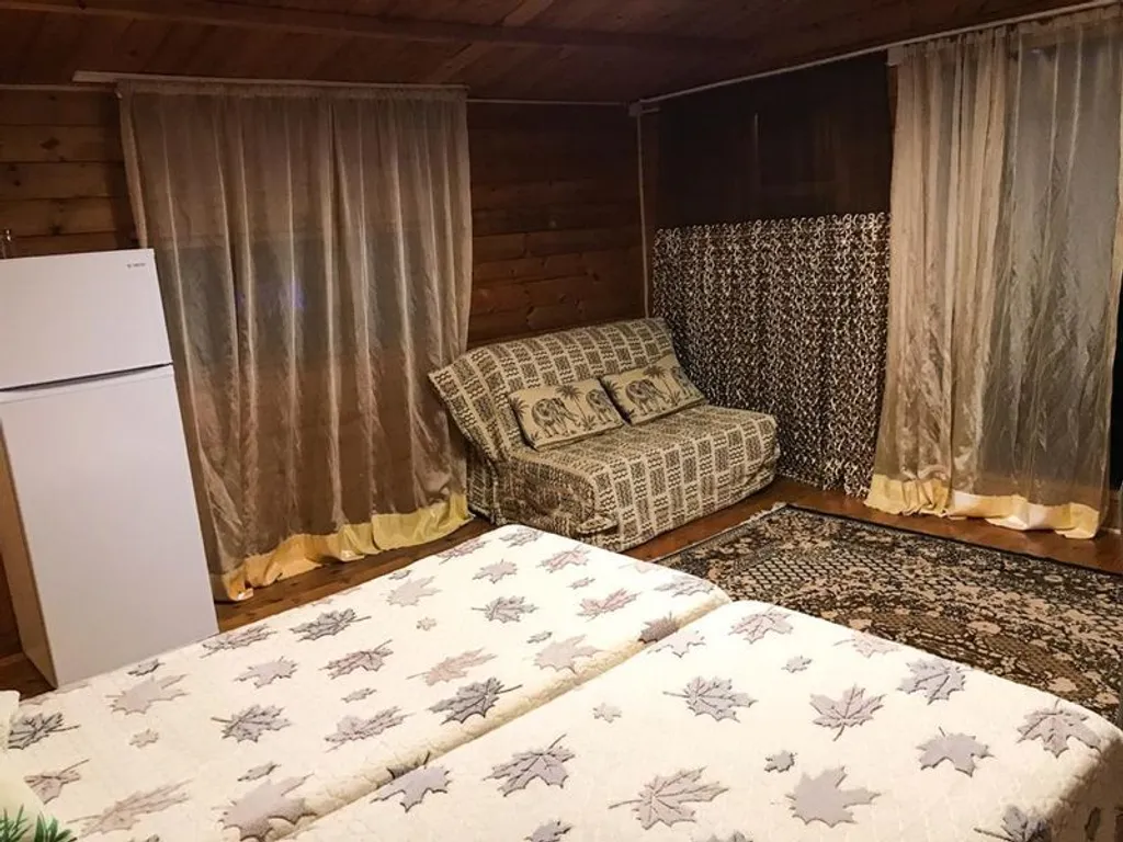 Коттедж Уютный гостевой дом среди гор в 100м от моря — Зубова Щель