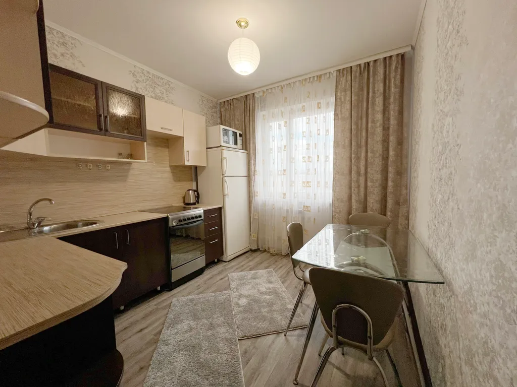 Квартира Апартаменты напротив Планеты — Красноярск