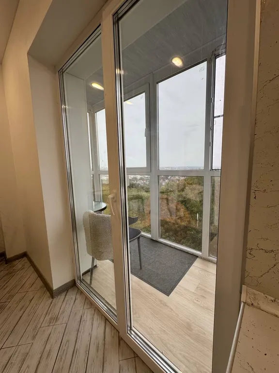 Уютная квартира с панорамными окнами и шикарным видом на город