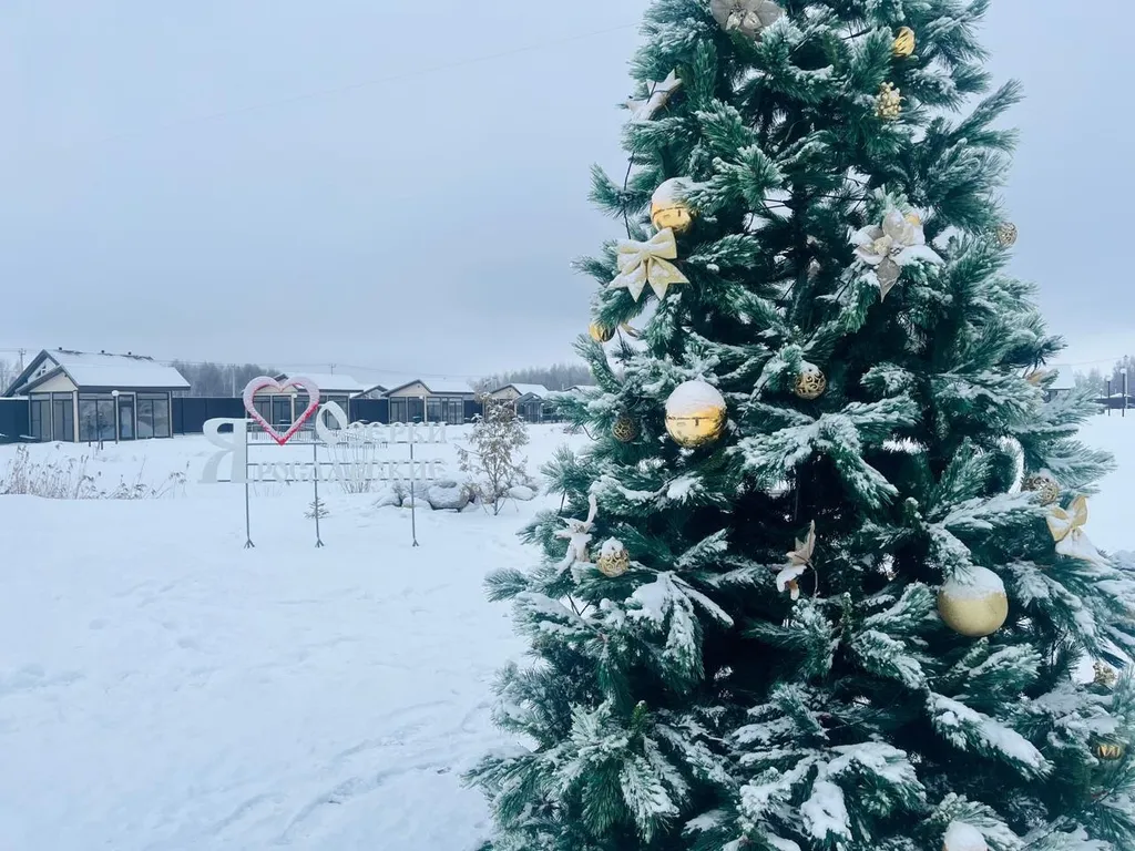 Уютный дом у озера