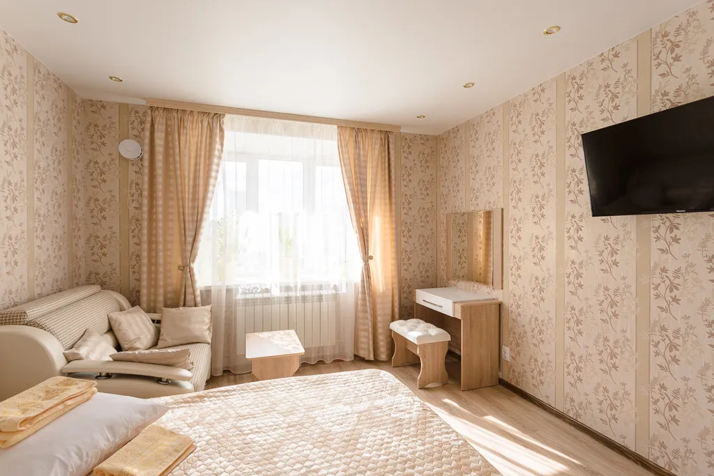 Уютные люкс апартаменты Каролина в новом доме в теплых тонах