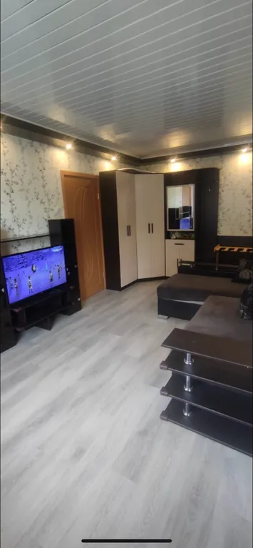 3-комнатная Квартира — аренда посуточно в Кировск