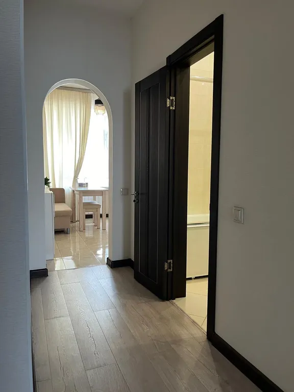 Просторная двухкомнатная квартира в самом центре города