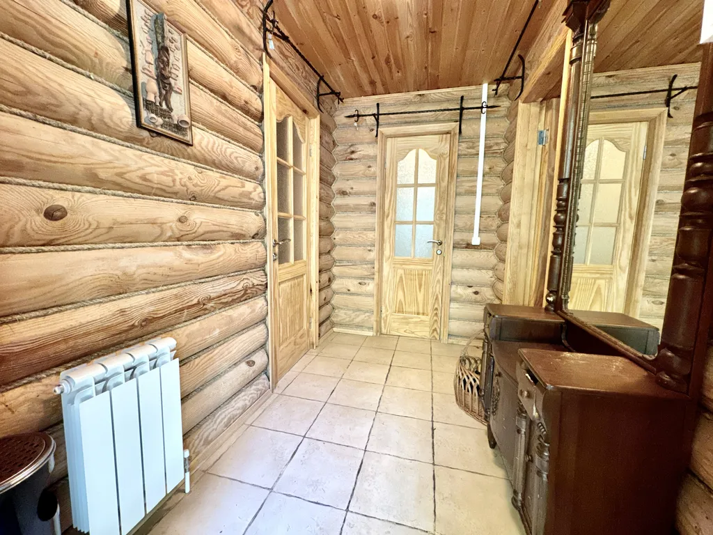 Шикарный дом в заповедной зоне в Ялте