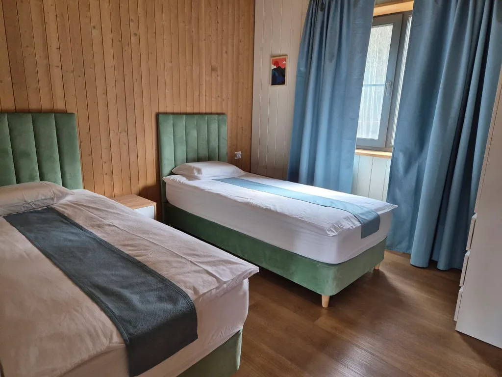 Видовой дом с террасой на первой линии