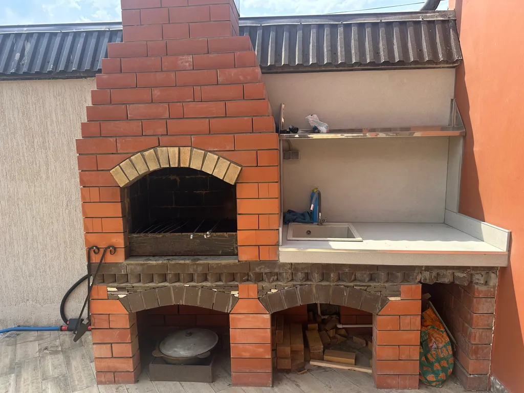 Дом-веранда у моря