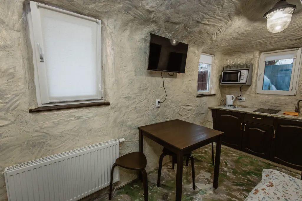 Студия Пещера 5  с парковкой и мангалом