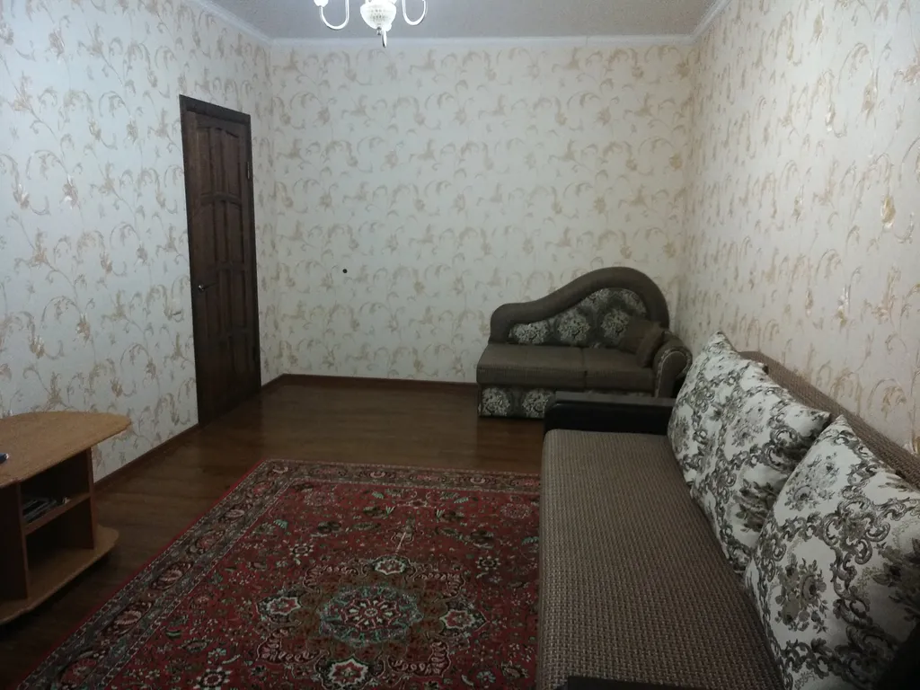 2-комнатная квартира в центре возле парка