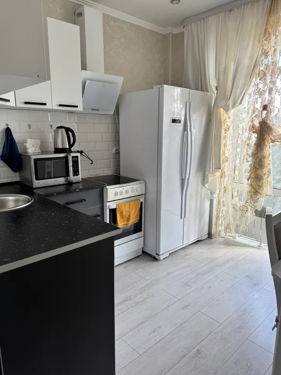 Омск Кировский у ТЦ Мега