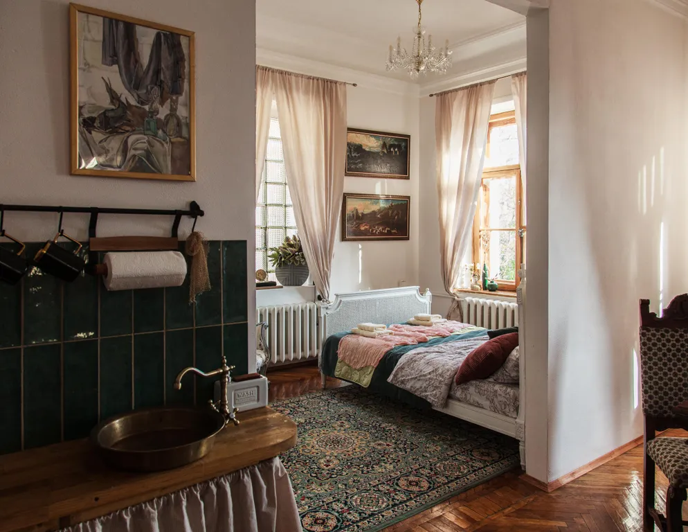 Гермес в доме-музее XIX века