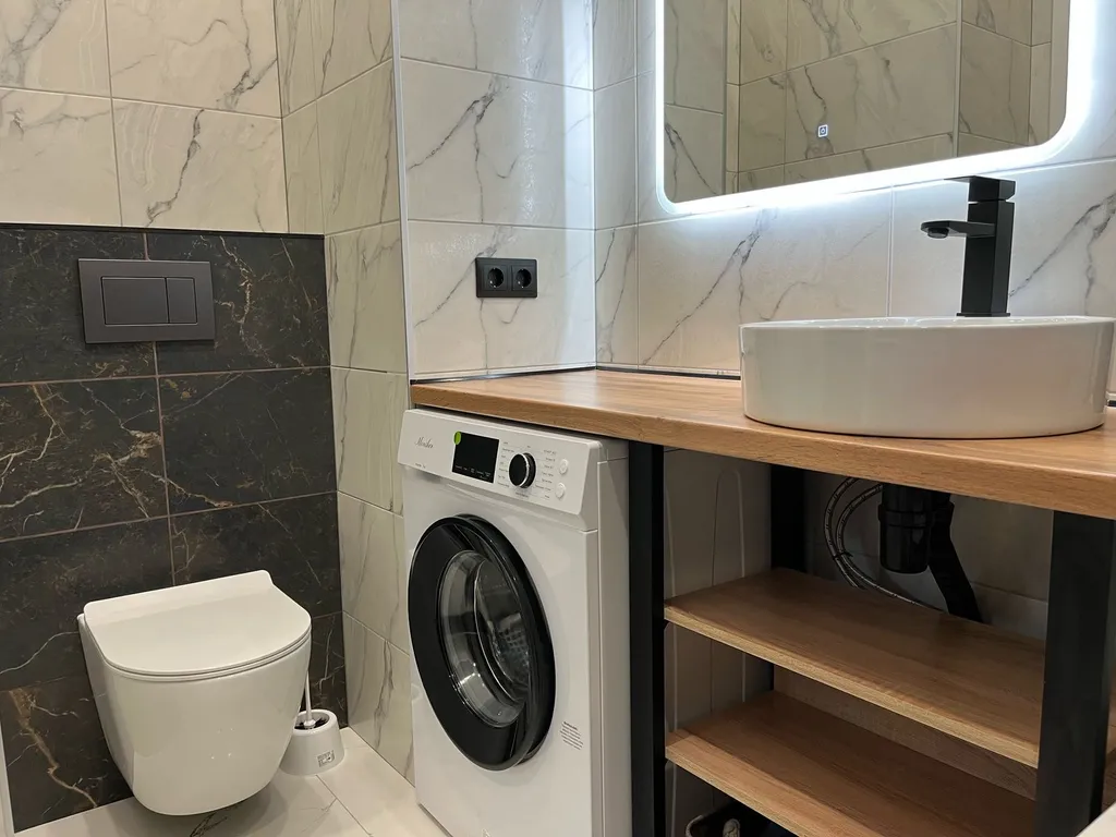 Студия с видом на озеро