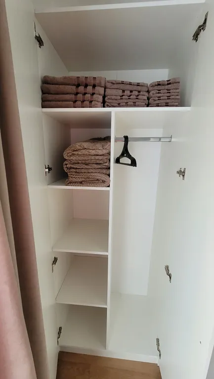 Уютный номер с видом на горы в гостевом дворе