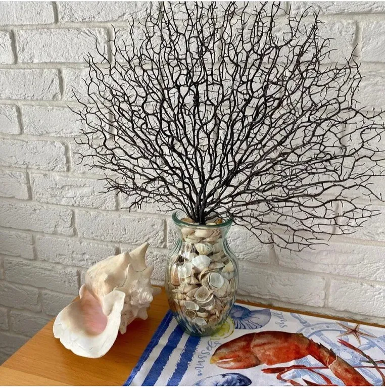 Дом в лесу с видом на море