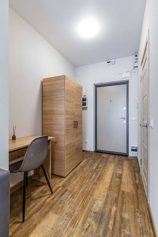 Студия с террасой и лаунж-зоной в центре