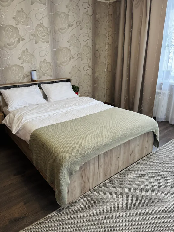 Квартира с видом на пруд