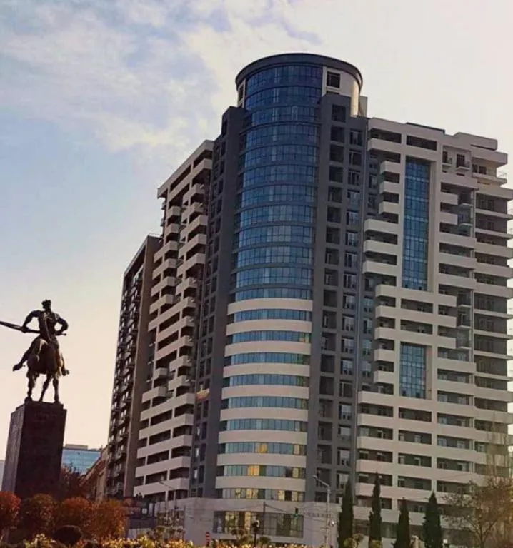 2 Bedrooms Apartment with Living Room + 2 Bathrooms & Balcony