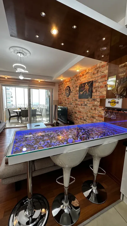 Видовой апартамент на море в центре