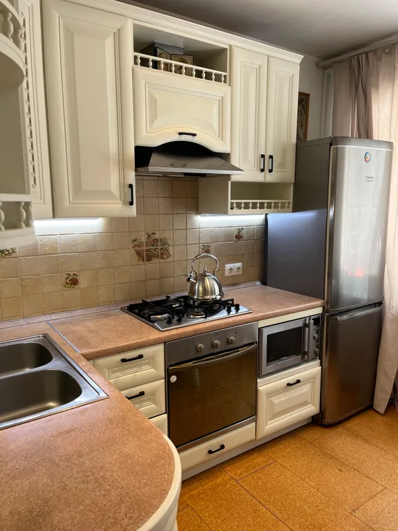 Уютная квартира в центре Хосты, 10 мин до пляжа неспешным шагом