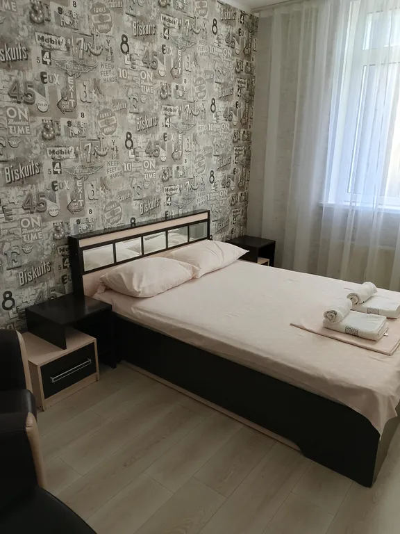 Квартира Квартира Уютная 3-х комнатная напротив ТРЦ Планета — Красноярск