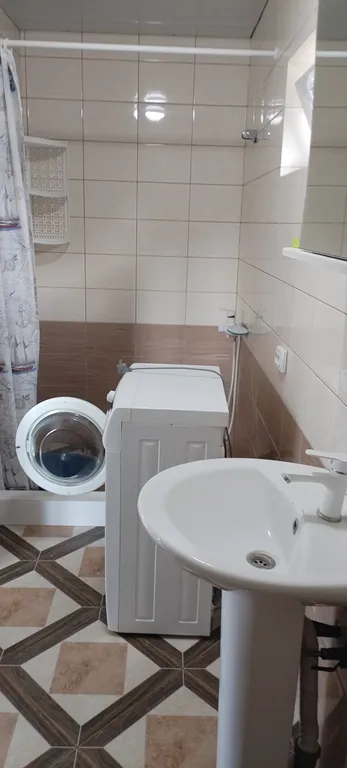 Уютный дом с кухней, на берегу моря