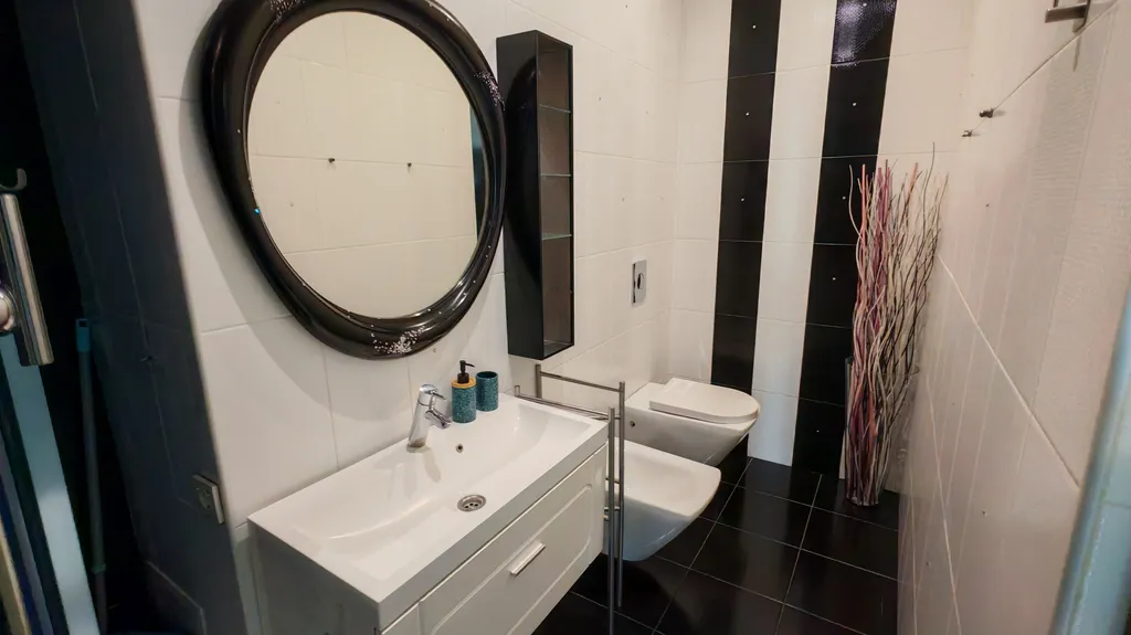 Уютная трёшка в центре у моря