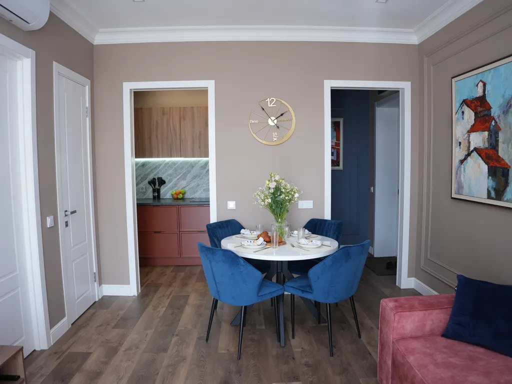 Стильная, современная квартира на набережной реки Волги