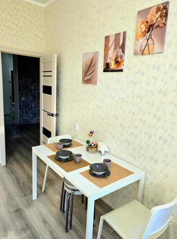 2 х комнатная Квартира с отдельным входом