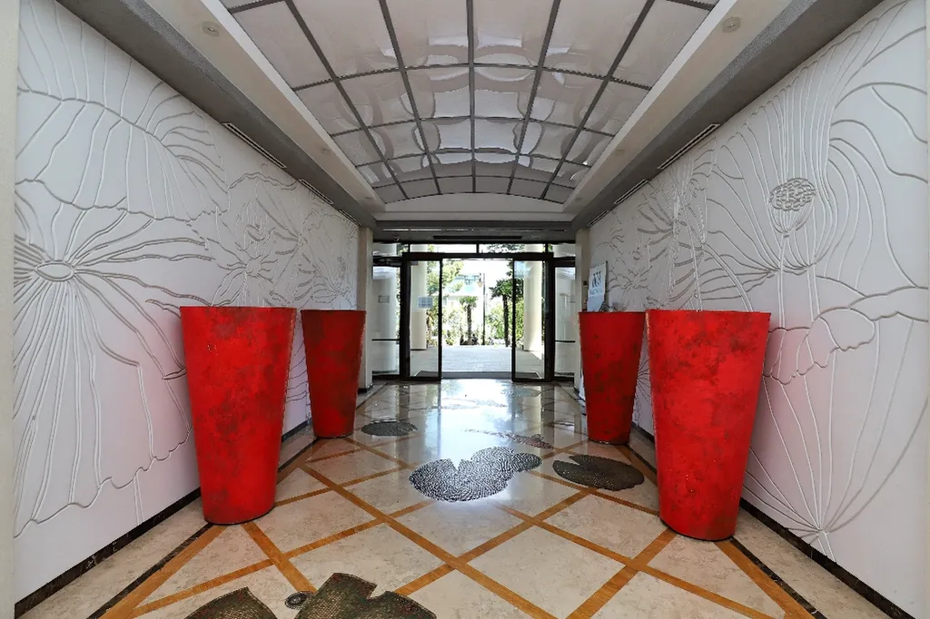 Дизайнерский vip апартамент в ЖК Лотос