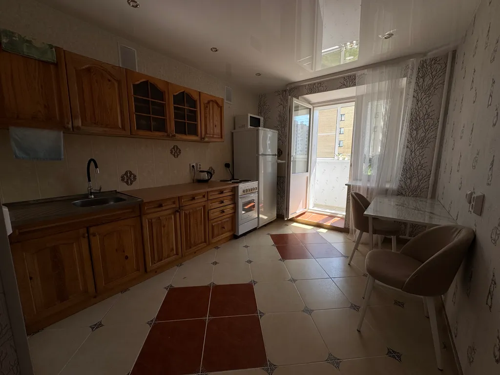 Чистая квартира с хорошим расположением