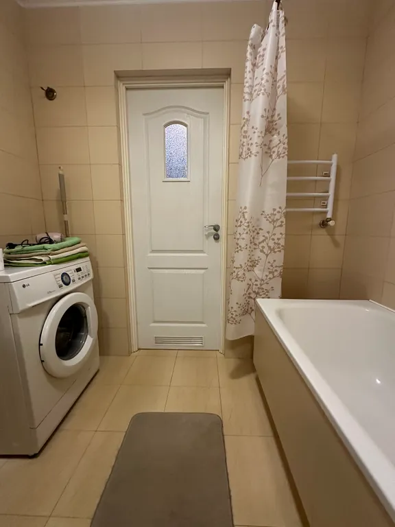 Квартира Квартира Студия с видом на Летнее озеро и с просторной отапливаемой лоджией — Калининград