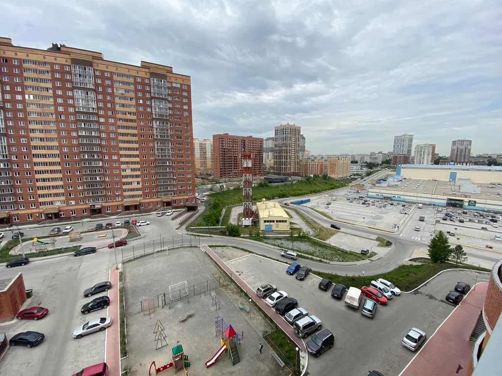 Квартира Квартира в ЖК Молодёжный в центре города — Новосибирск