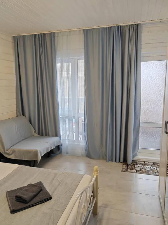 Уютное жильё со свежим ремонтом рядом с морем