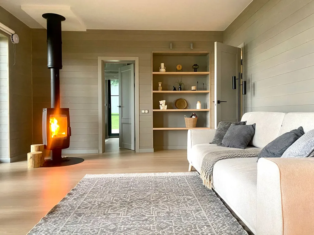 Дом у озера