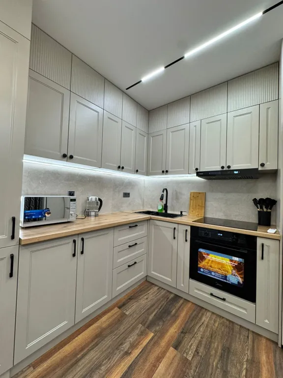 Квартира Новая и Уютная квартира возле Алматы Арены — Алматы