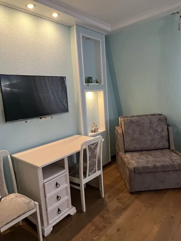 Таунхаус на береговой линии песчаного пляжа с бассейном