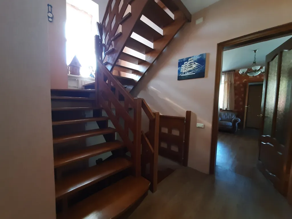 Гостеприимный уютный дом с видом на парк