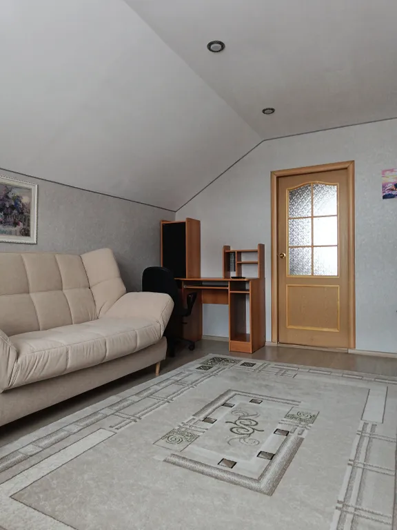 Уютный коттедж рядом с лесом и с видом на горы, в 10 минутах от горнолыжки