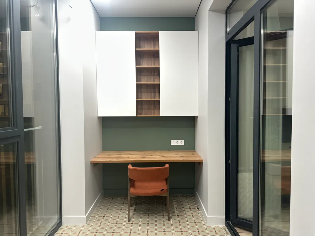 Умная квартира с дизайнерским ремонтом и тёплой парковой