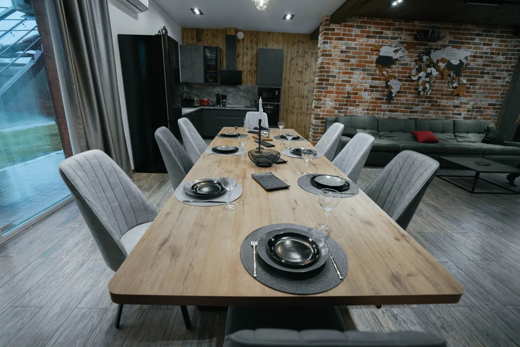 Дом в стиле лофт с камином