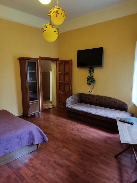 Апартаменты на набережной Ялты