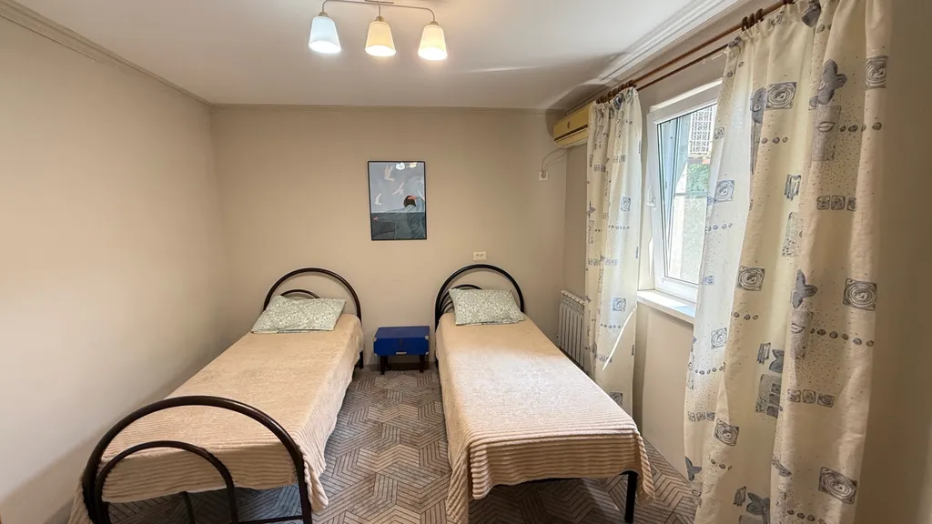 Домик двухкомнатный