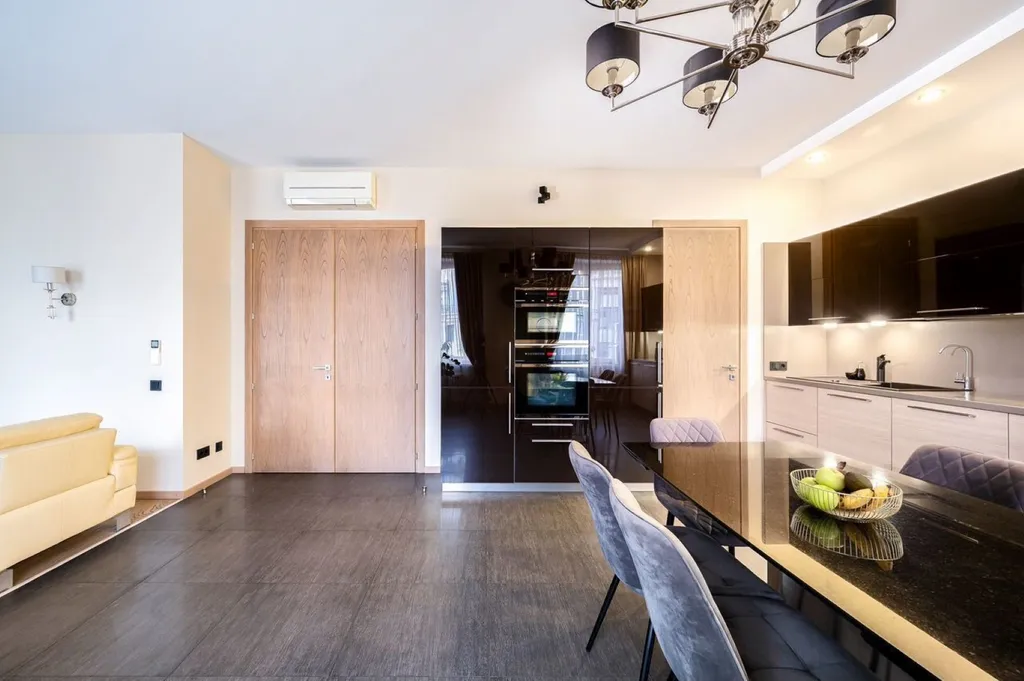 Квартира в центре с фонтаном во дворе