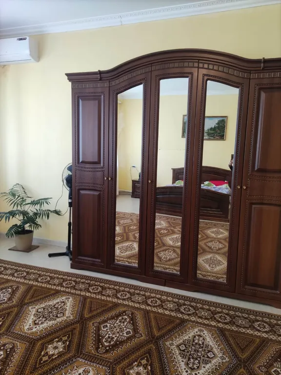 Просторная комната площадью  35 кв