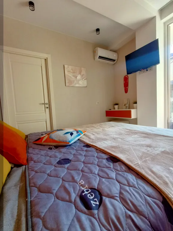 2 спальни и гостиная, рядом с Сочи-Парком с парковкой, детской площадкой