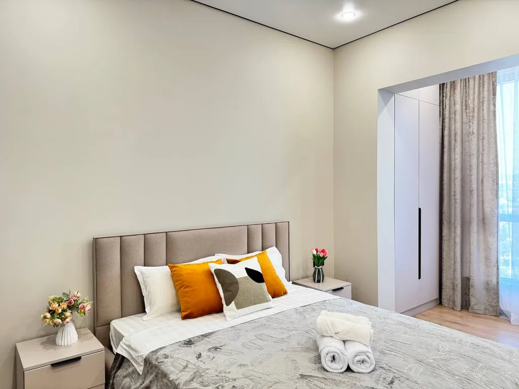 3-комнатная с видом на горы в ЖК Комфорт Сити, рядом с ТЦ MEGA